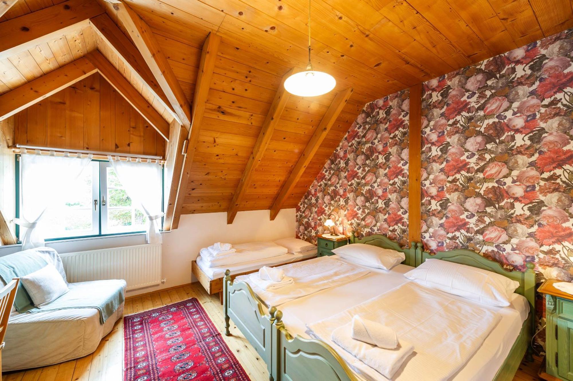 Stoffbauer Gmbh Hotel Graz Bagian luar foto