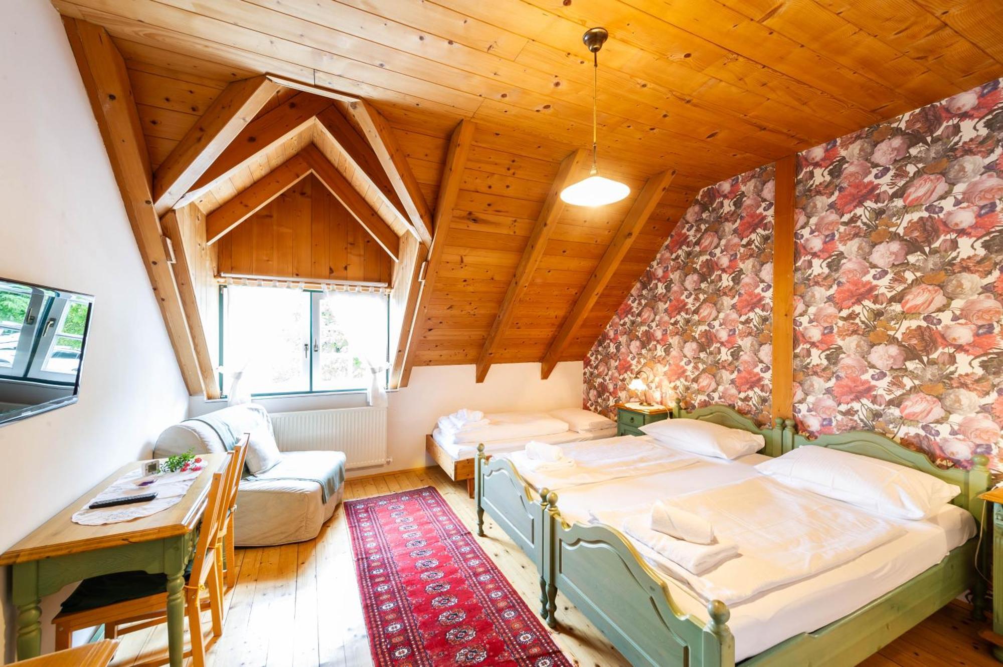Stoffbauer Gmbh Hotel Graz Bagian luar foto